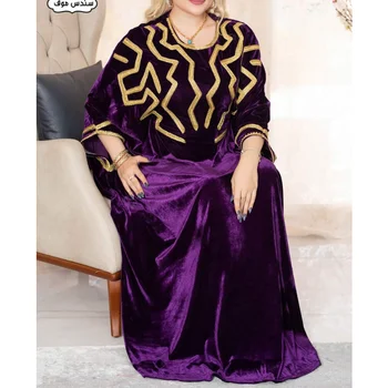 Violeta Iedomātā Ilgi Samta Kleita ar Marokas Dubaija Tērpu un Farasha Drēbes Eiropas un Amerikas Modes Tendences